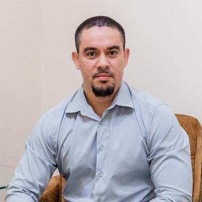 Dr. José Roberto Costa JR